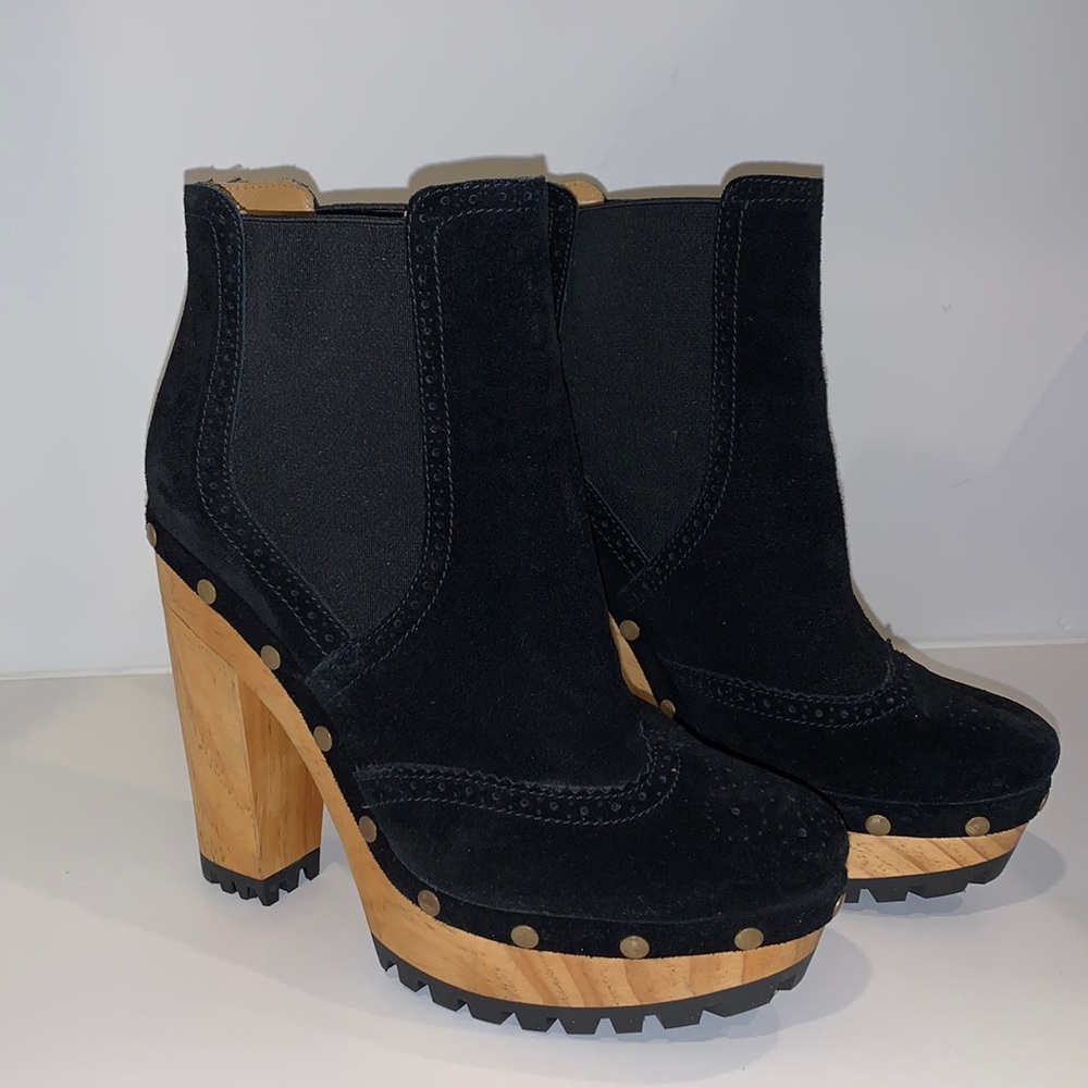 Polo Ralph Lauren Camryn Suede Bootie. - Picture 4 of 15